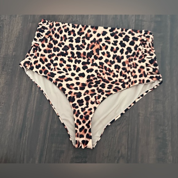 Johanna Ortiz Uganda Leopard Print Bikini Bottom - Picture 2 of 7